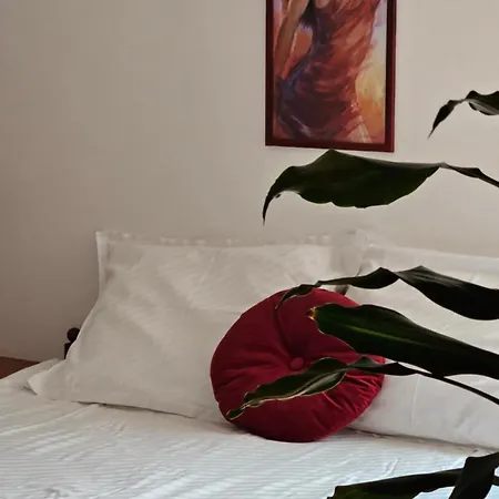 Kro Pod Grebenom Podčetrtek