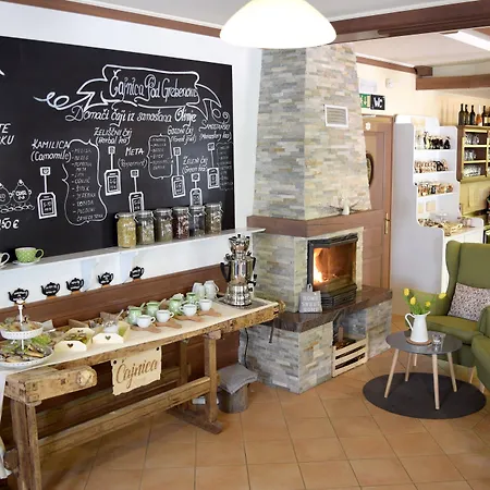 Herberg Pod Grebenom