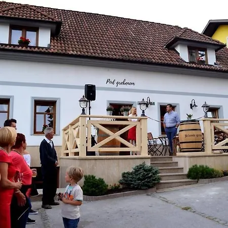 Pod Grebenom Podčetrtek