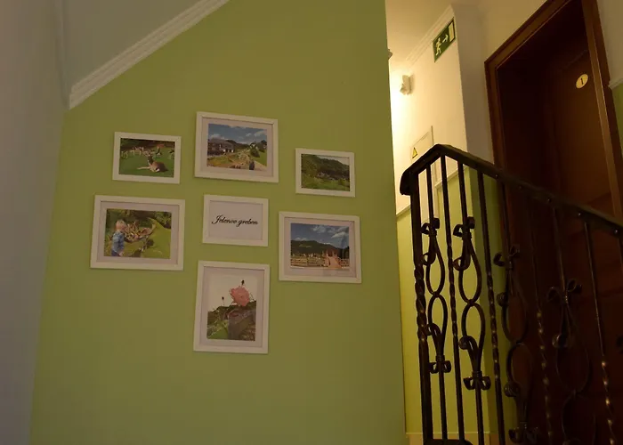 Pod Grebenom 3* Podčetrtek