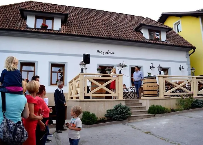 Pod Grebenom Podčetrtek