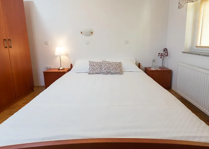 Pod Grebenom 3* Podcetrtek